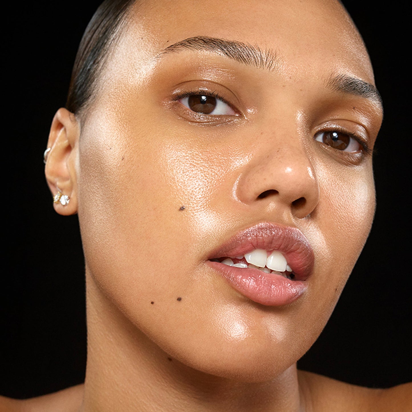 the-bestselling-intro-to-great-skin-b8 InsiderKit_UK_Model2_2000x2000_d49c66d7-afe9-44f8-93cf-038360f6f620.jpg