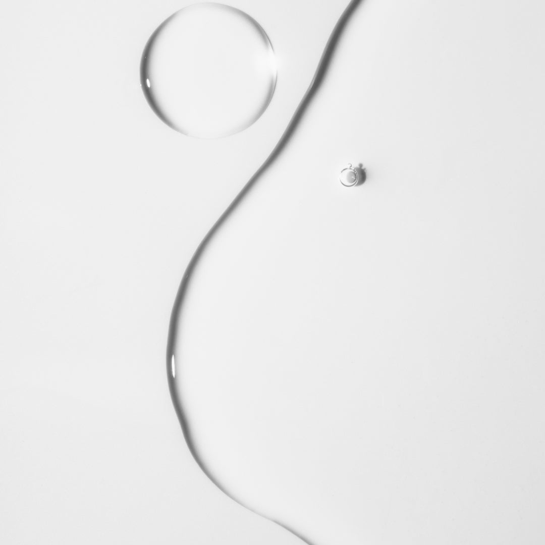 hyaluronic-acid-serum-30ml-q1 Swatch.jpg